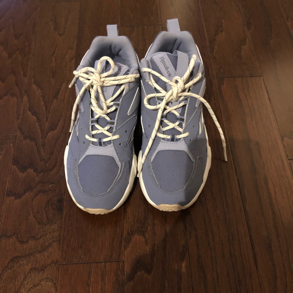 RBK Sneakers for Sale - super comfy and trendy